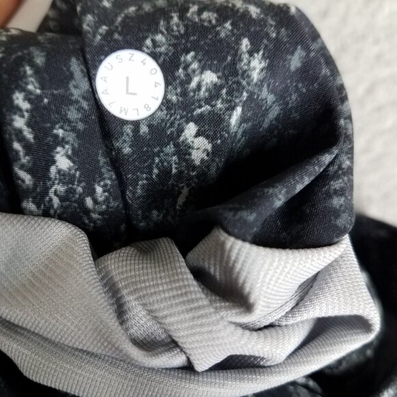 Lululemon T.H.E Shorts 9" Adult Large Gray Running Workout Gym Pull On Lined Men - Picture 8 of 12